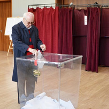 Trwa głosowanie. Mieszkańcy szubińskiej gminy przy urnach wyborczych