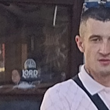 Uszkodzenie ciała. Rozpoznajesz tego mężczyznę?